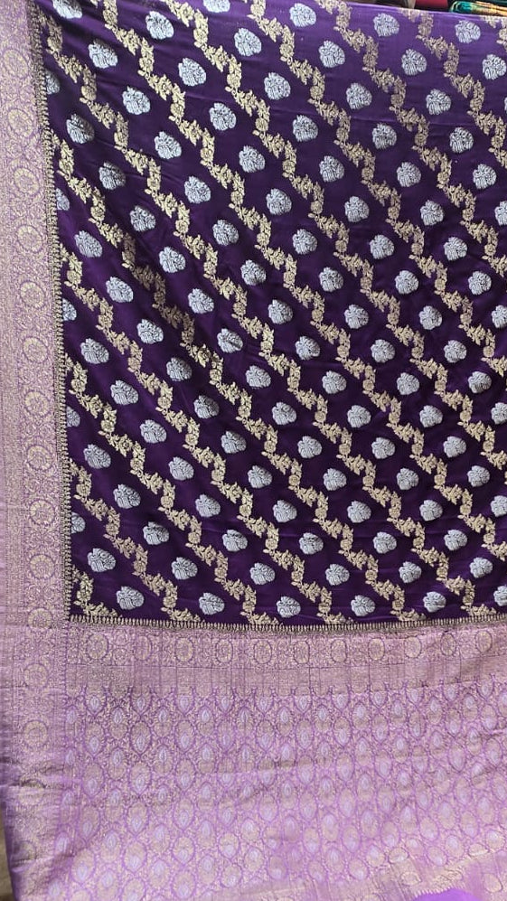 Premium Chiffon Saree with Gold &amp; Silver Zari Weaving