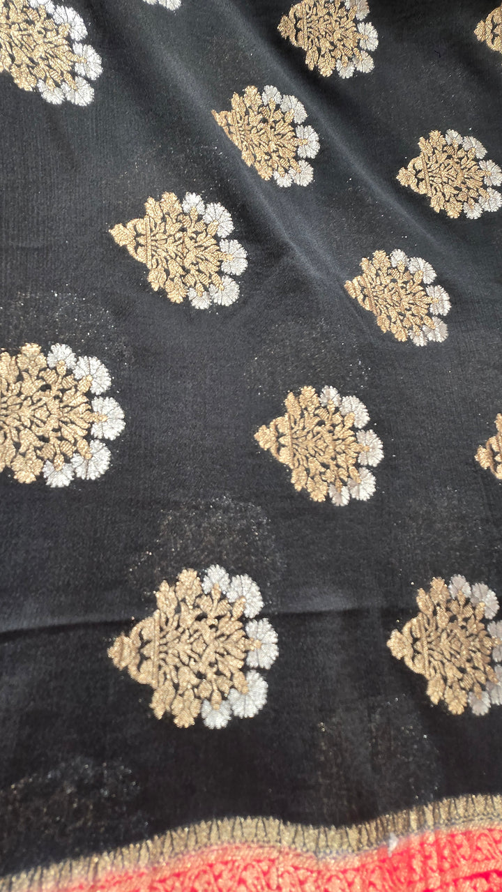 Premium Georgette Saree with Gold &amp; Silver Zari Work